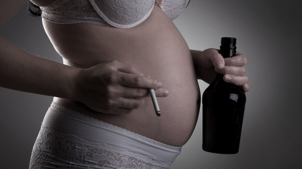 Alcohol and smoking - Reasons for not getting pregnant