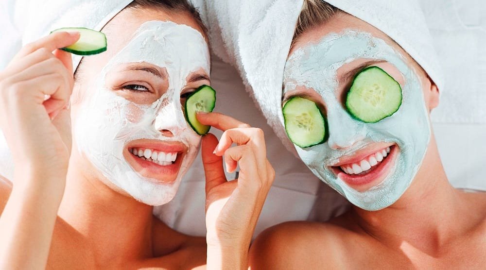 Cucumber Slices for Eye Health