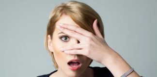 How to keep cockroaches away