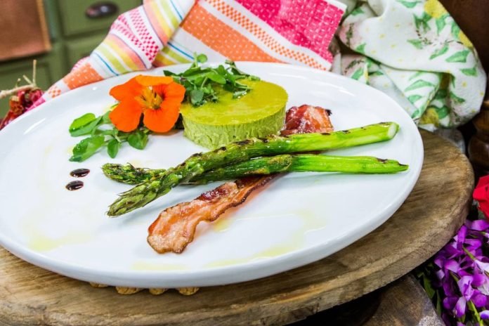 How does asparagus taste, What does avocado taste like, Benefits of asparagus​