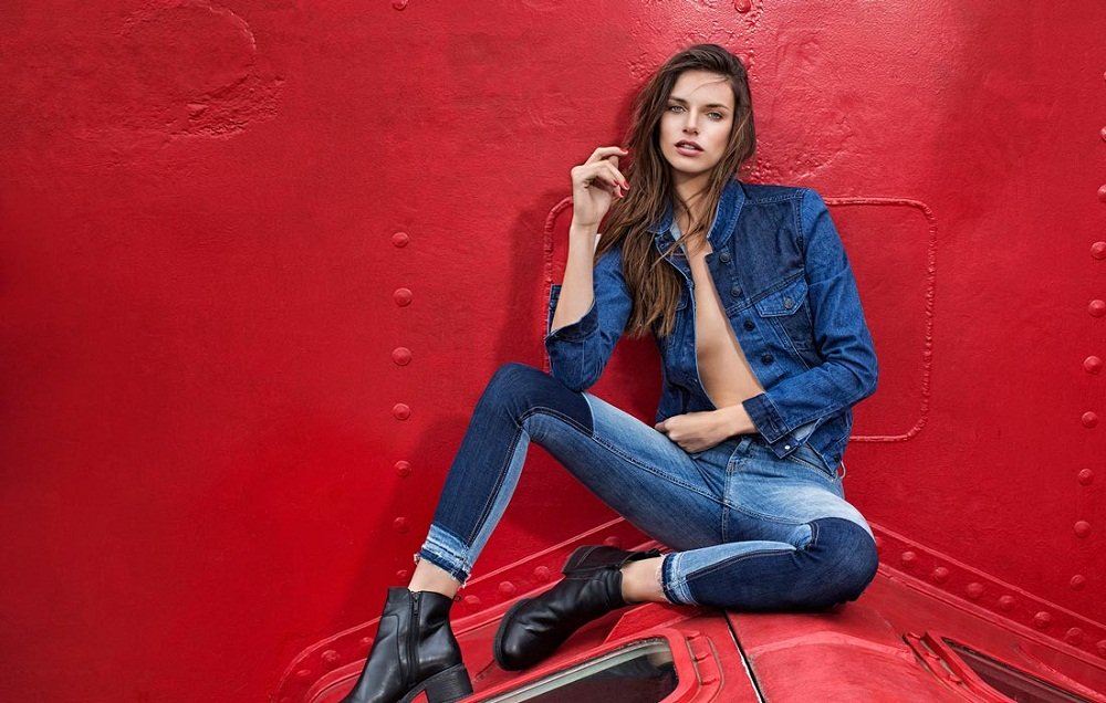 Denim fashion trends 2019, What style of jeans are in