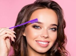 Coconut oil for eyebrows