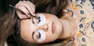 Can I Apply Mascara To My Eyelash Extensions
