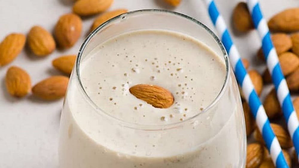 Can-You-Freeze-Almond-Milk-For-Smoothie