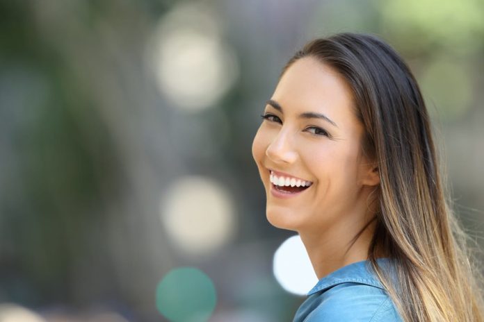 Tips To Help You Smile Confidently
