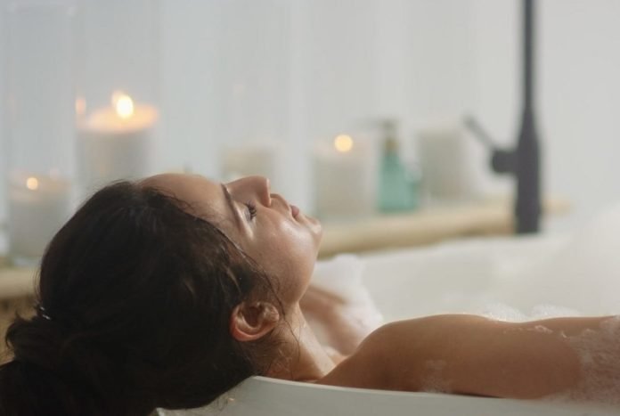 Easy Ways to De-Stress After a Long Day