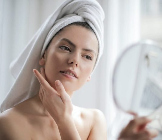 How What You Eat Affects Your Skin