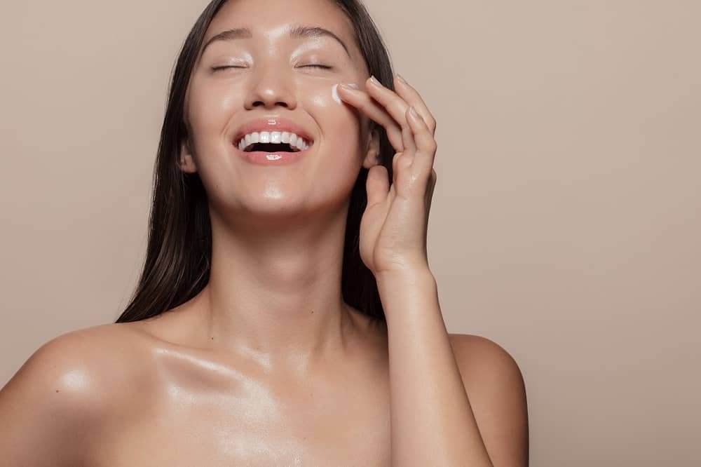 How To Achieve Glowing Skin