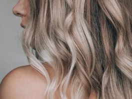 How to Create a Negative Space Hair Color Look