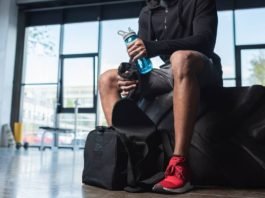 Workout Essentials That You Need in Your Gym Bag