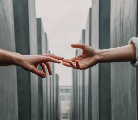 Strategies for Those Coping With a Family Member's Addiction